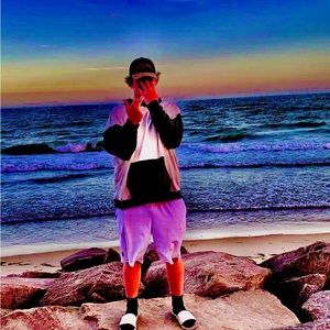 Meet your Posher, Cameron